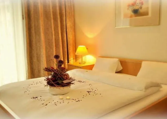 罗密霍夫酒店 3* 洛伊克巴德